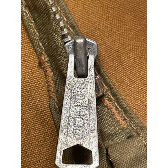 Vintage SafeTbak Hunting Best With Deer Patches And Pouch Safety Back - Picture 5 of 16